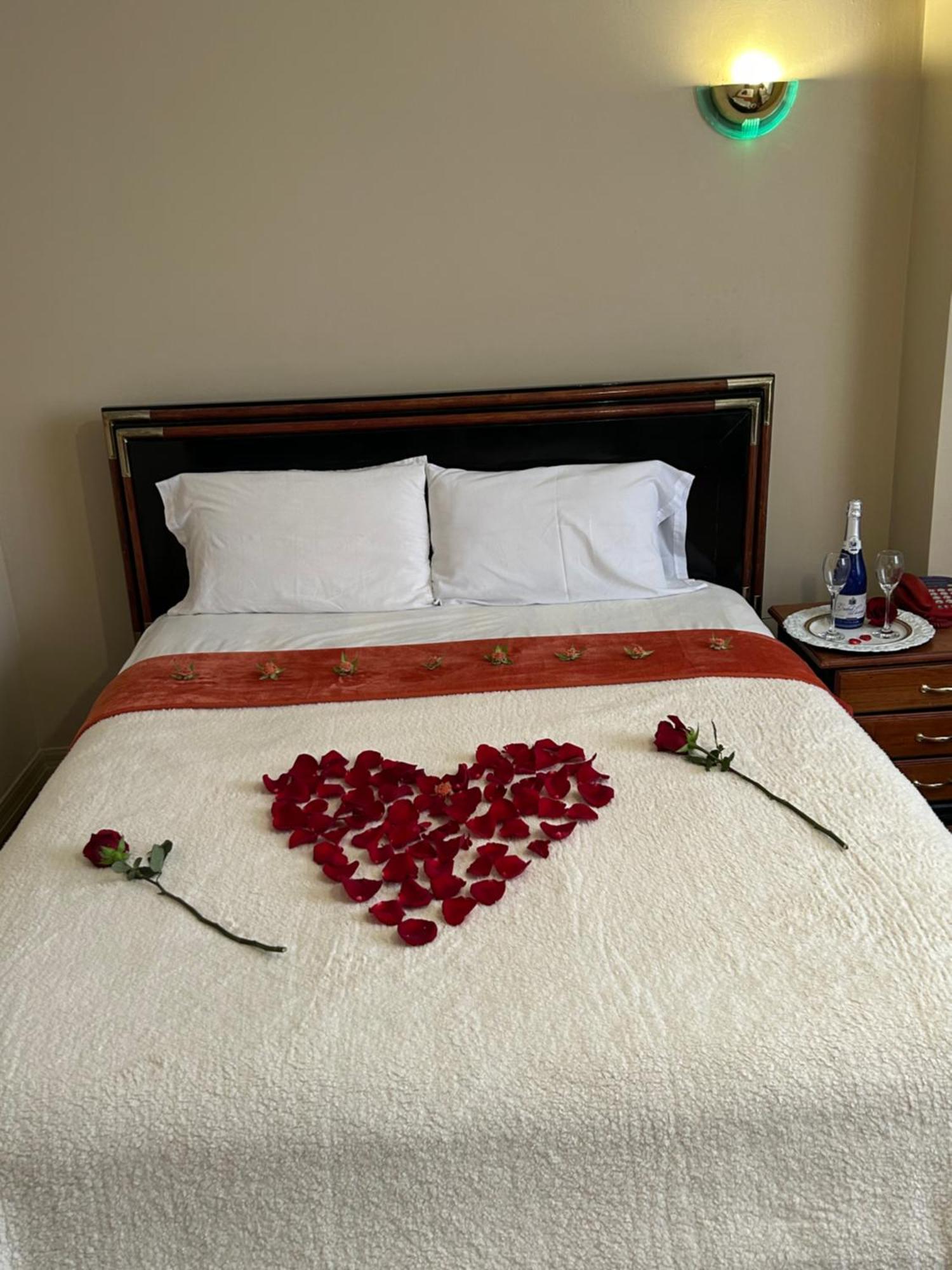 Hostal Casa Franciscana Quito Ngoại thất bức ảnh