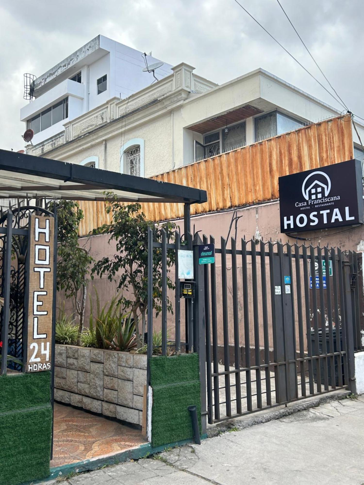 Hostal Casa Franciscana Quito Ngoại thất bức ảnh
