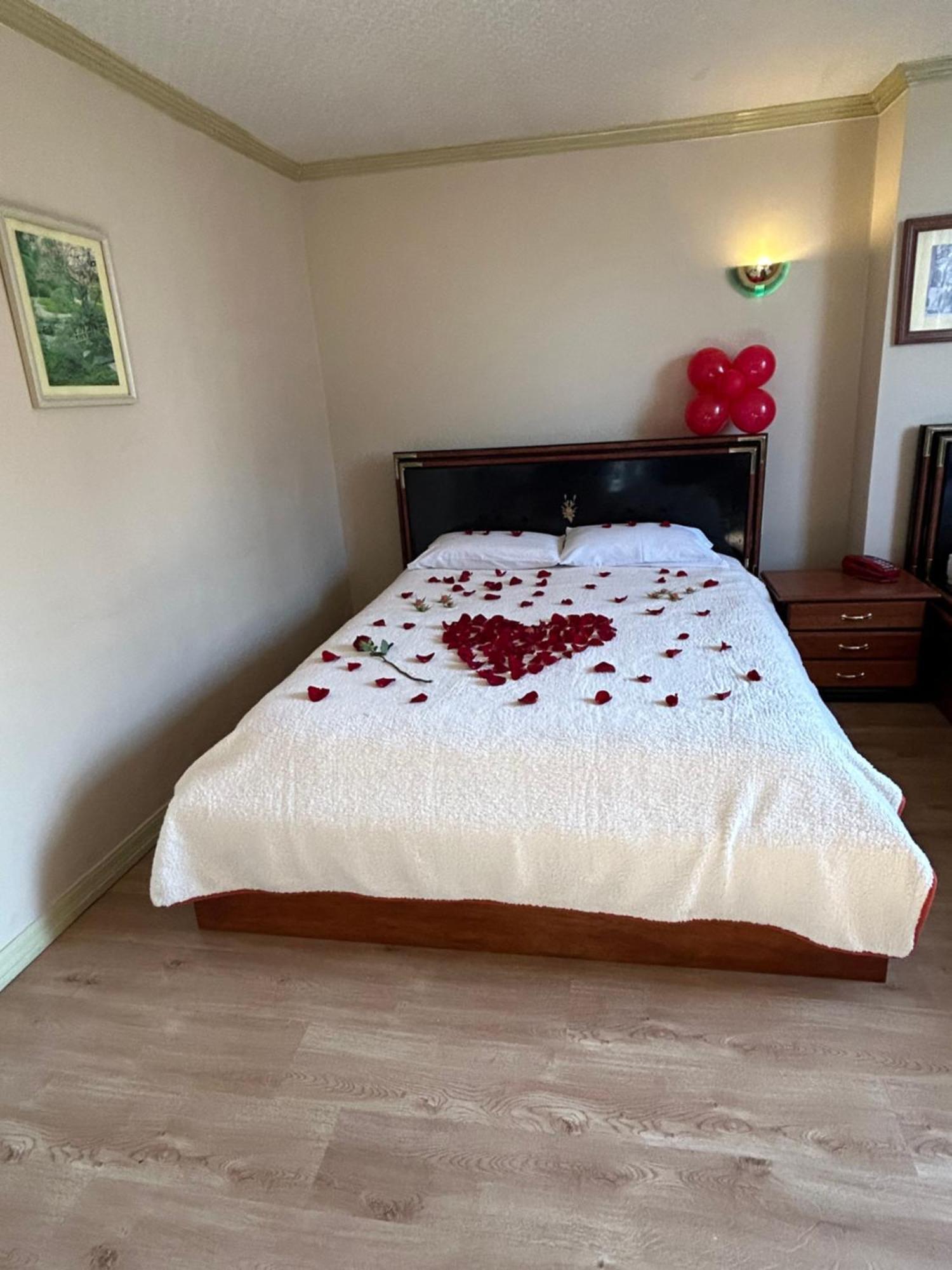 Hostal Casa Franciscana Quito Ngoại thất bức ảnh